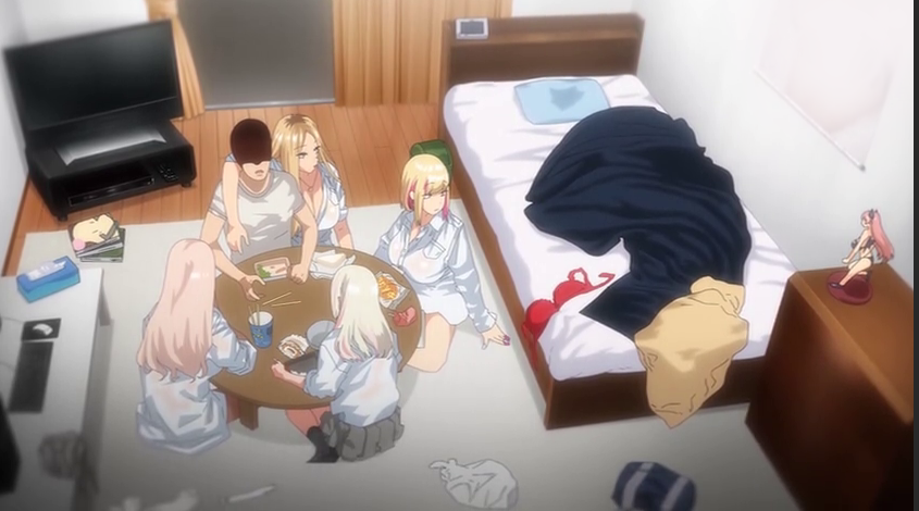 失业大叔的单身公寓，被4个辣妹用身体强行换得了居住权。