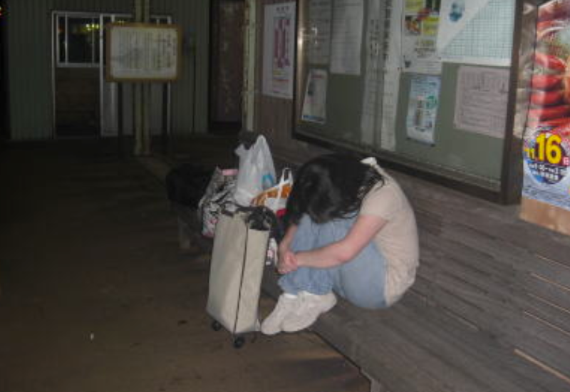 让白富美姑娘住一晚就能让你“睡